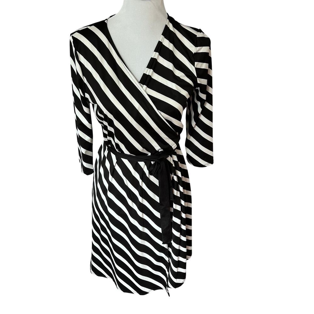 NEW Lularoe Wrap Dress Women S "Michelle" Black White Diagonal Strips Belted